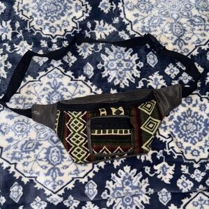 Men’s or Women’s Geometric Pattern Waist Bag purchased in Mexico!